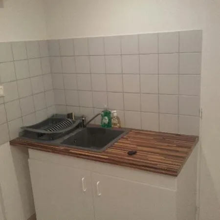 Jolie Centre De Lejlighed Fismes